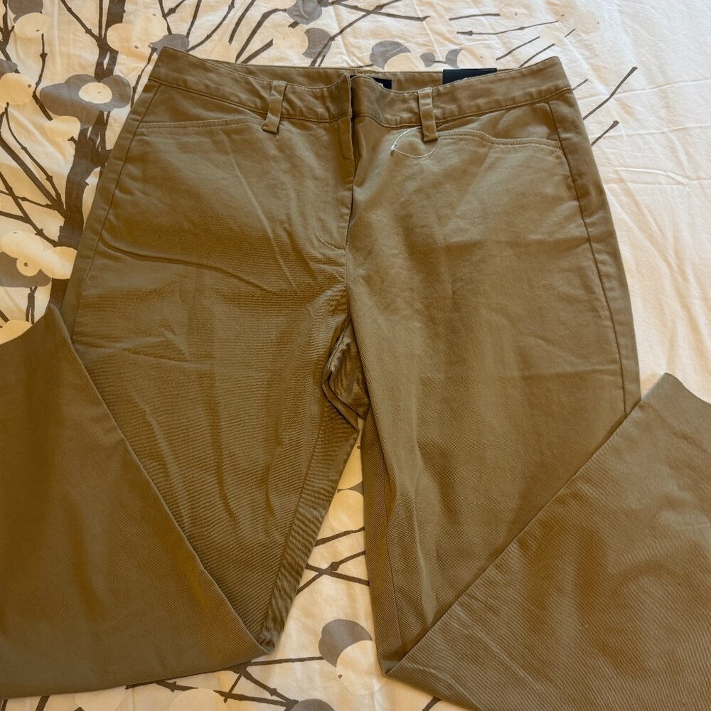 Lands' End Cropped Mid Rise Khakis, NEW with Tags, Cotton Spandex Sz 10 NWT